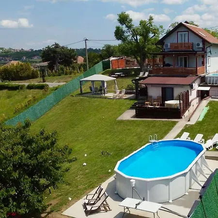 Avala Sunset 아파트