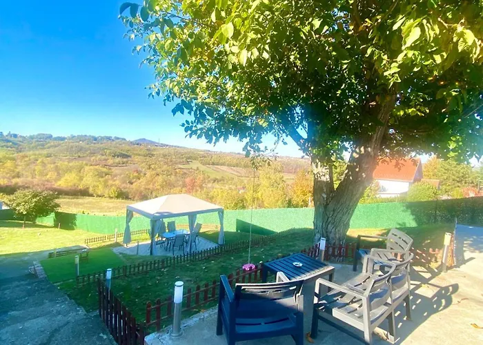 アパート Avala Sunset ベオグラード